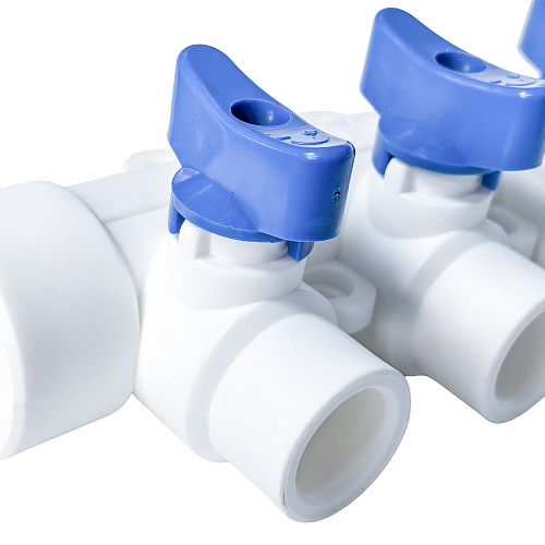 Коллектор с шаровым краном синий PPR 32х20/3,  белый, RTP
